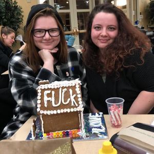 Meet your Posher, Debbie